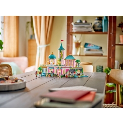 Klocki LEGO 43267 Zamek księzniczek i królewskie zwierzaki DISNEY